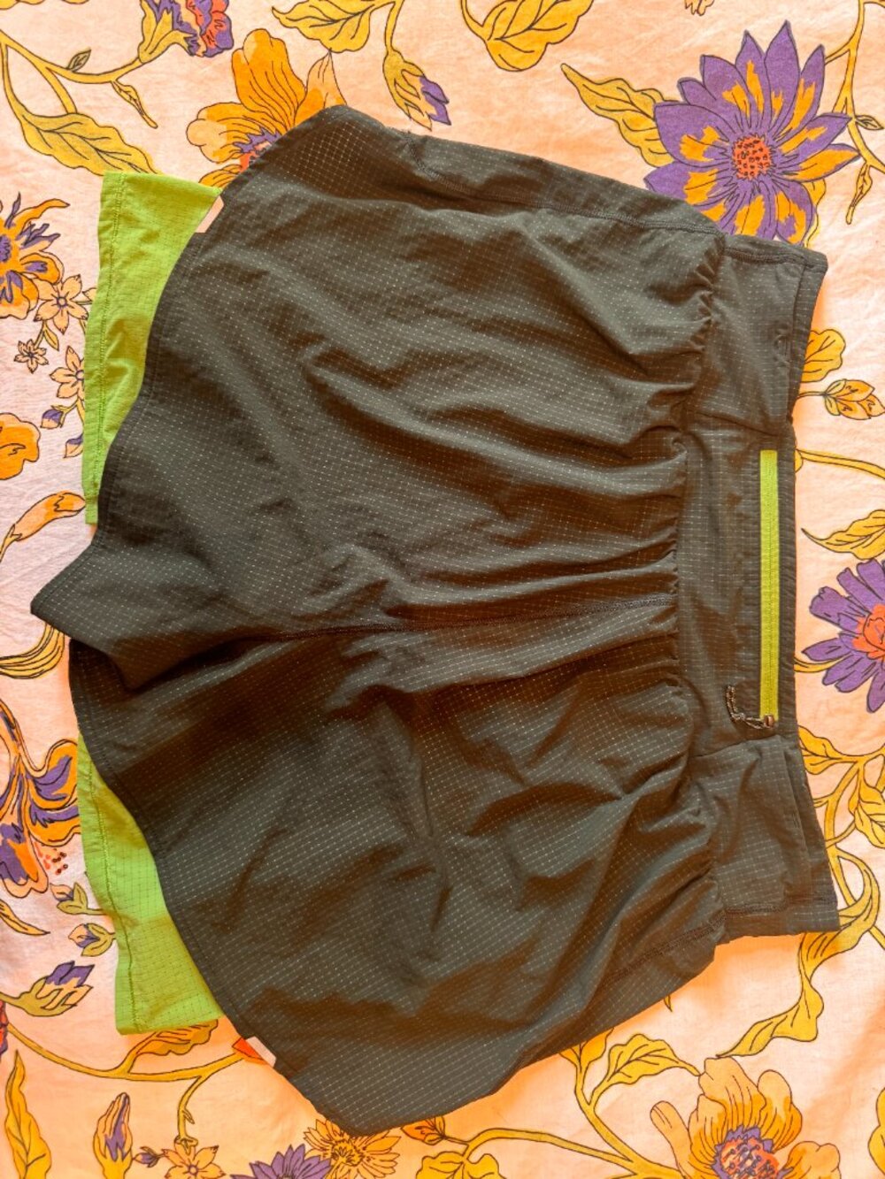 REI Running Shorts - Picture 4 of 5